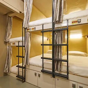 https://central-65-hostel-cafe.singapore-best-hotels.net